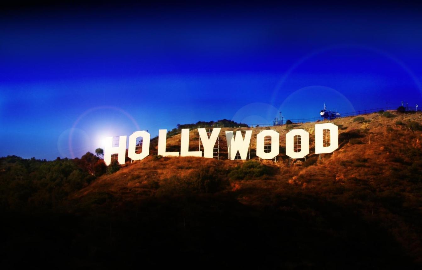 Hur påverkar kändishem den lokala fastighetsmarknaden i Hollywood?